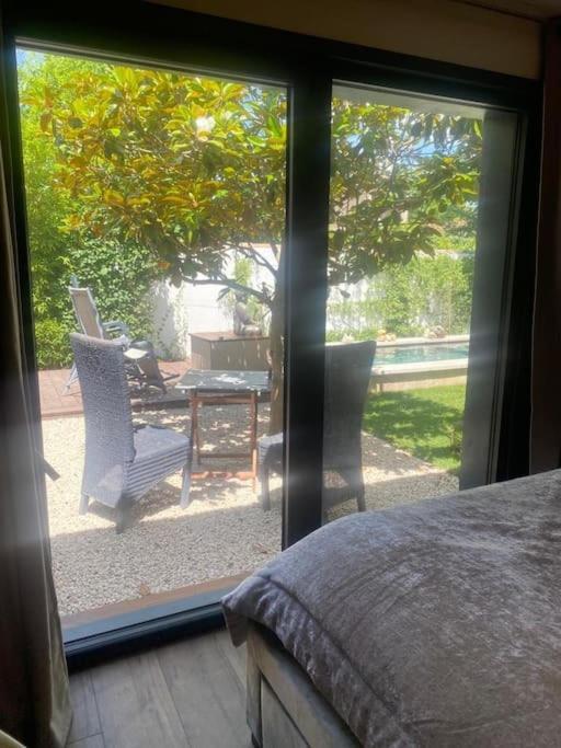 A Lombre Du Magnolia Apartment LʼIsle-sur-la-Sorgue Екстериор снимка