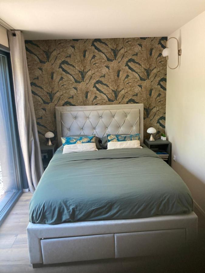 A Lombre Du Magnolia Apartment LʼIsle-sur-la-Sorgue Екстериор снимка